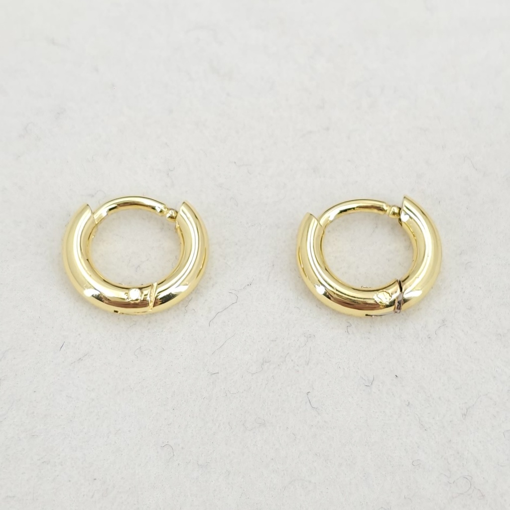 Aritos Brass