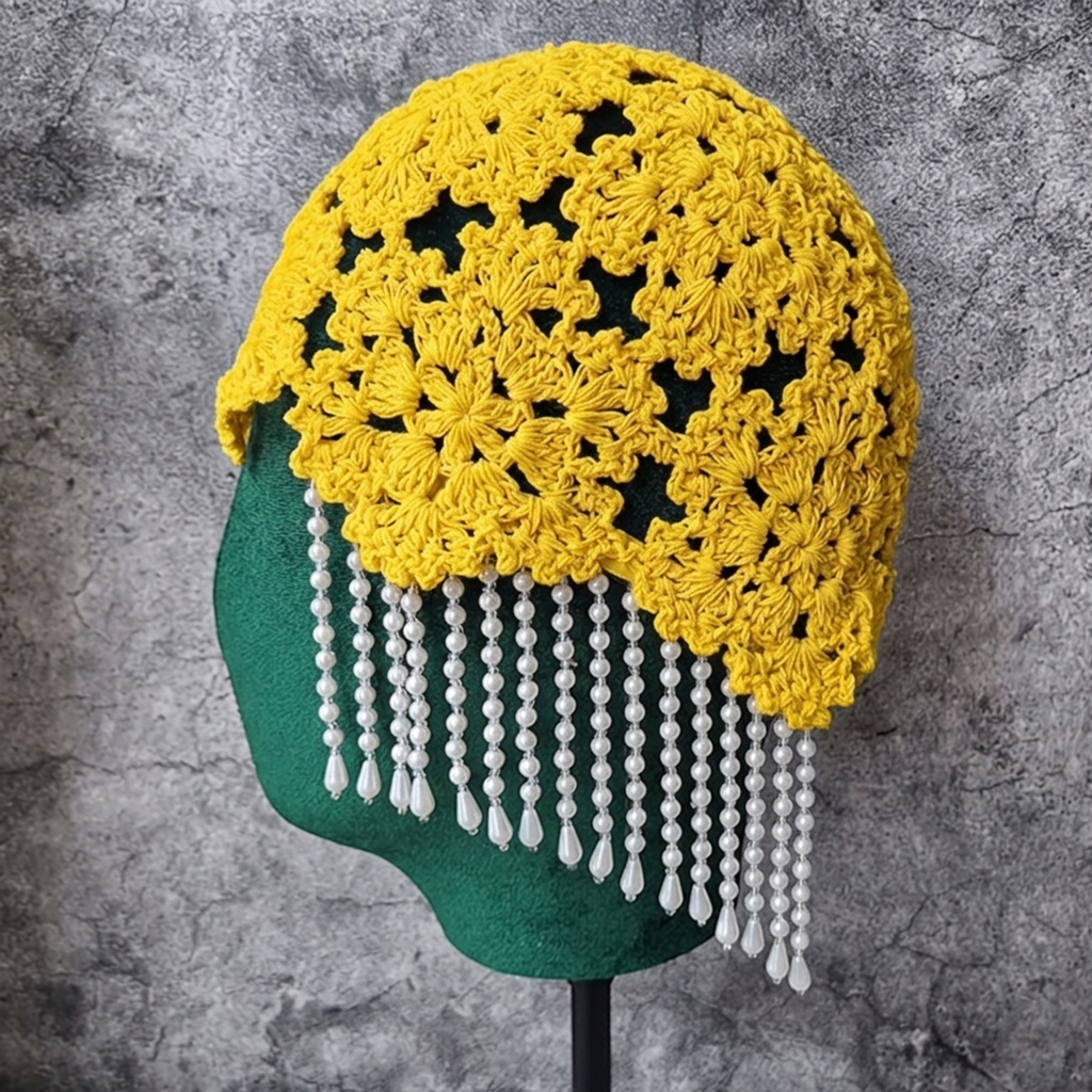 Casquete con hilos de perlas
