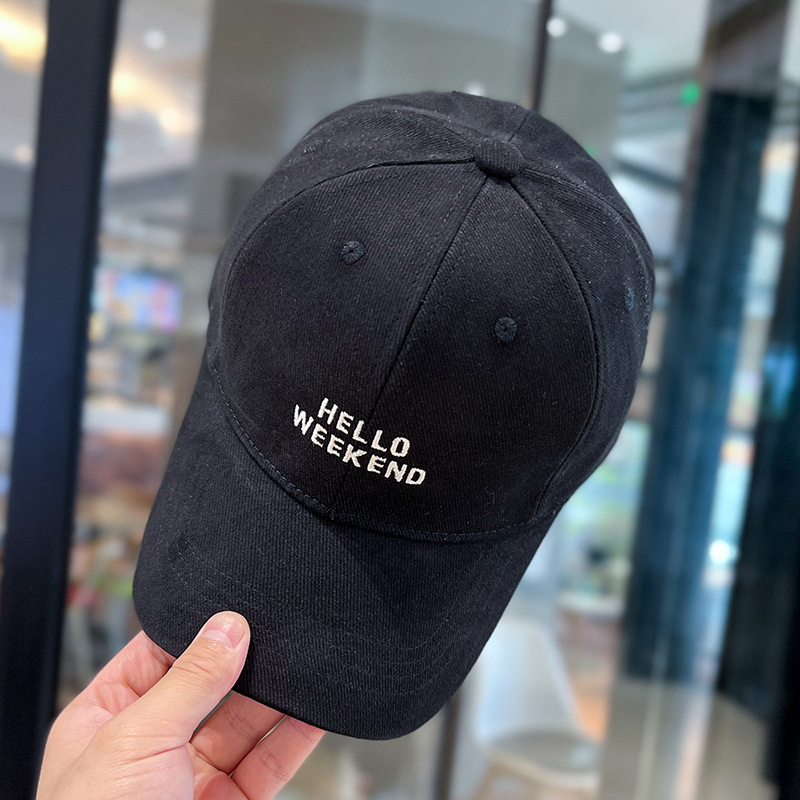 Gorra HELLO WEEKEND