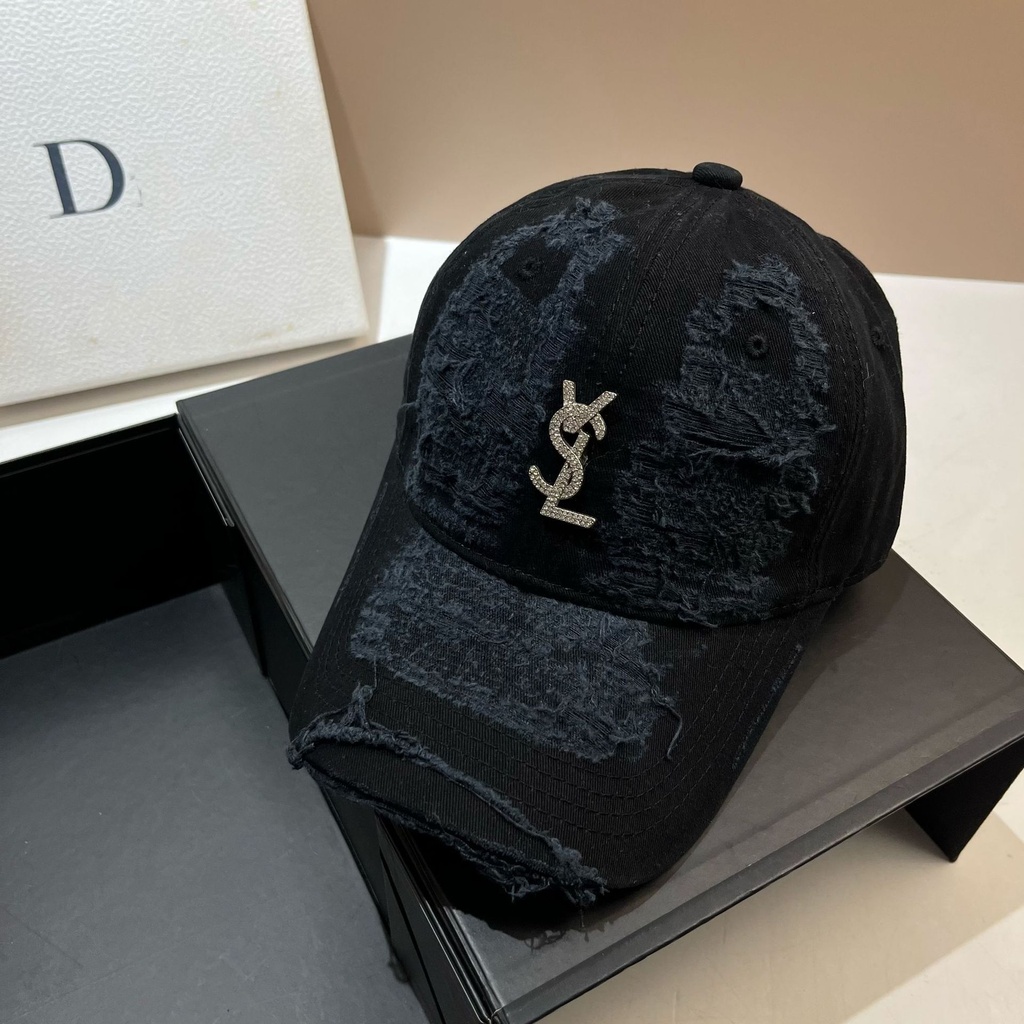 [43861029] Gorra YSL