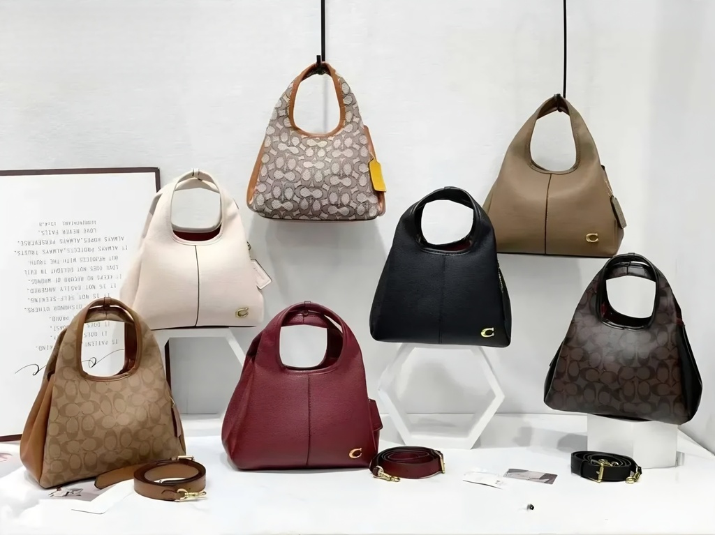[3801460795] Cartera COACH de mano para mujer.