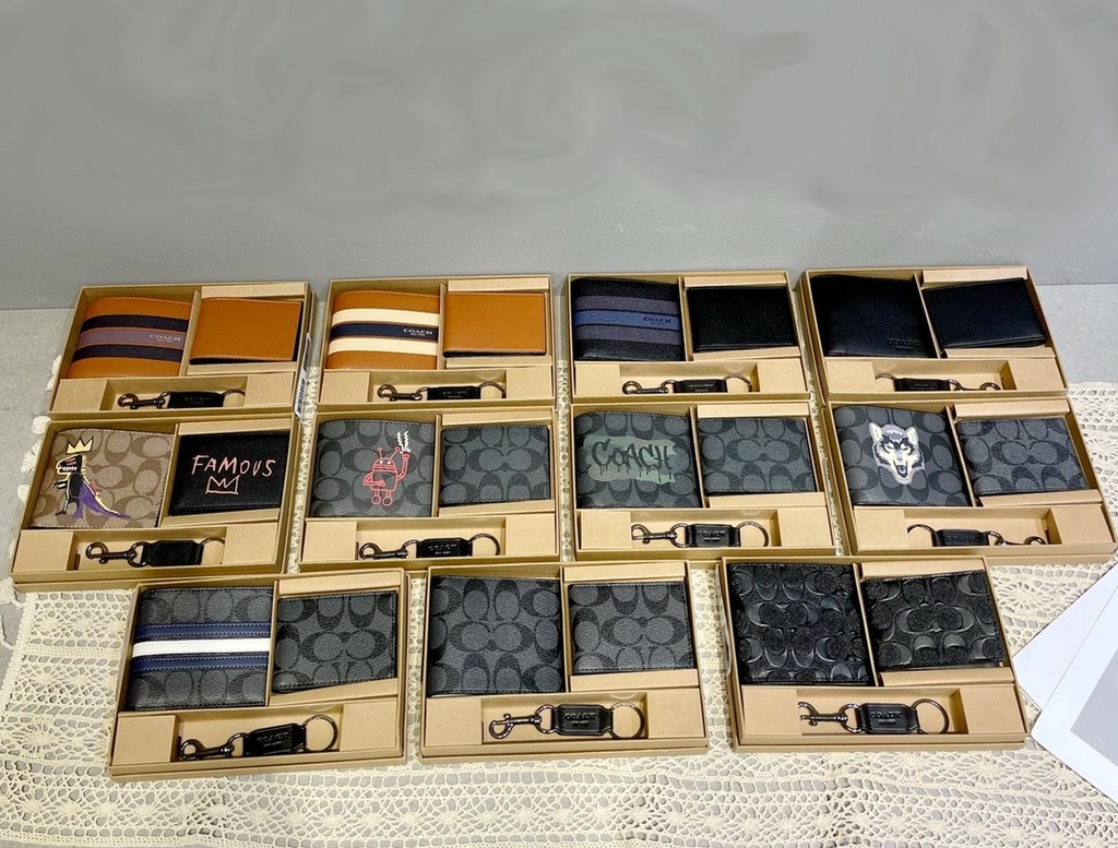 [3801080795] Set Cartera/Tarjetero Coach